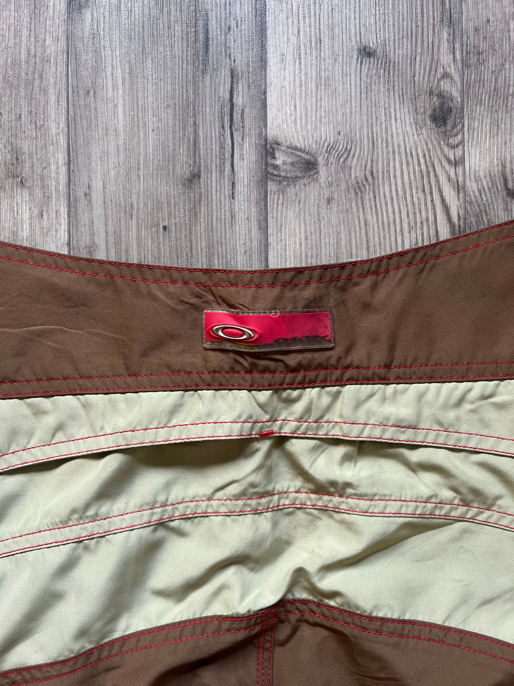 vintage Oakley Plate 2.5 BoardShorts