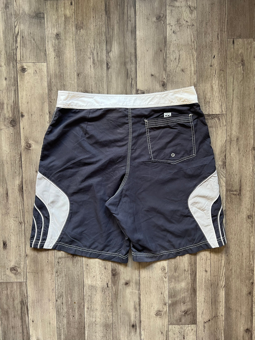 vintage Billabong Y2K