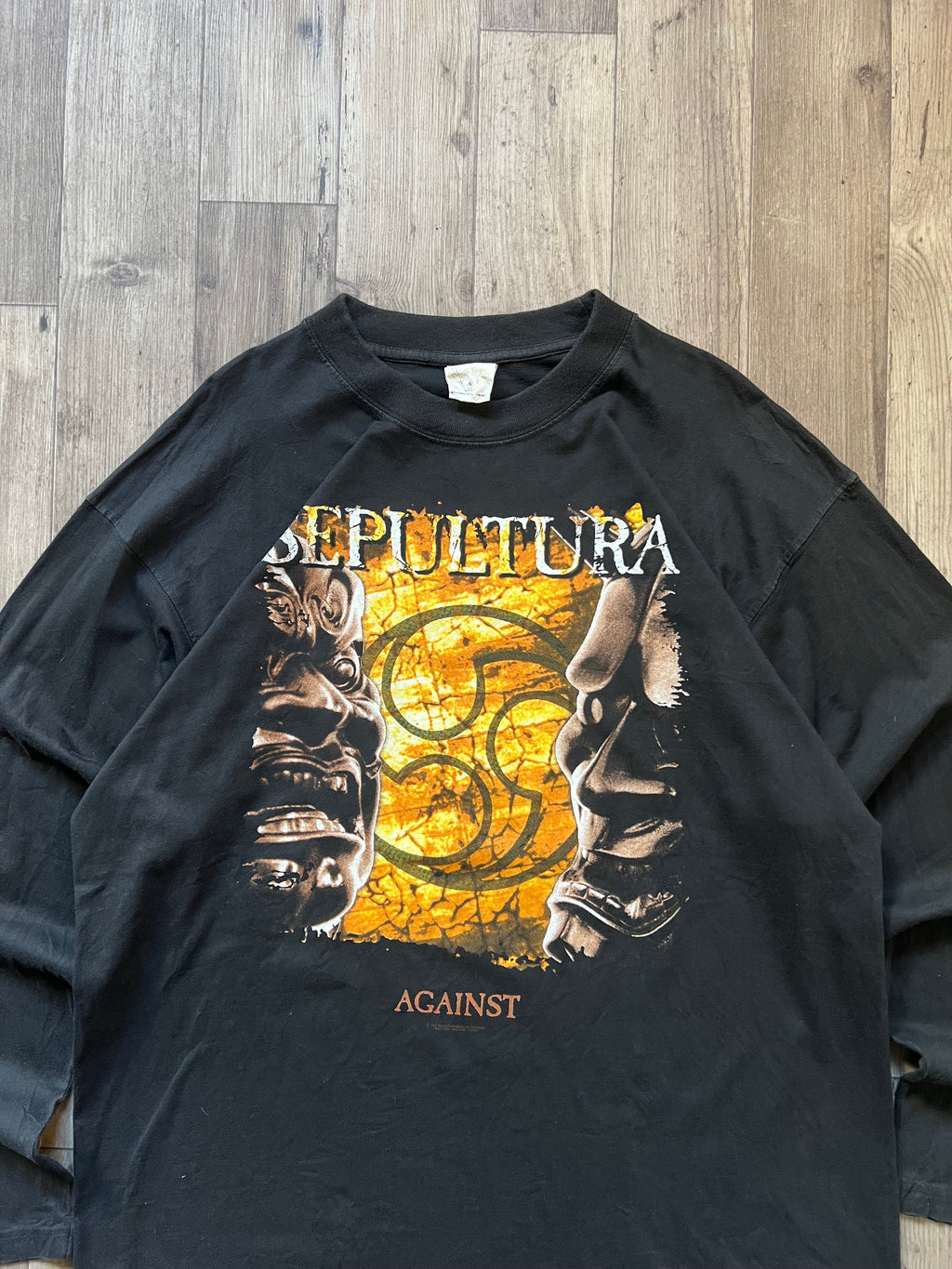 vintage 1998 Blue Grape Sepultura Against