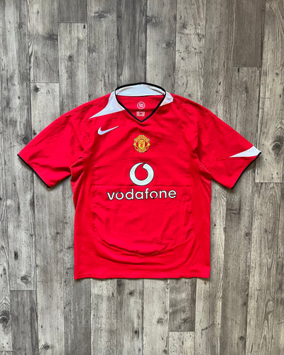 Manchester United Home 2004–2006